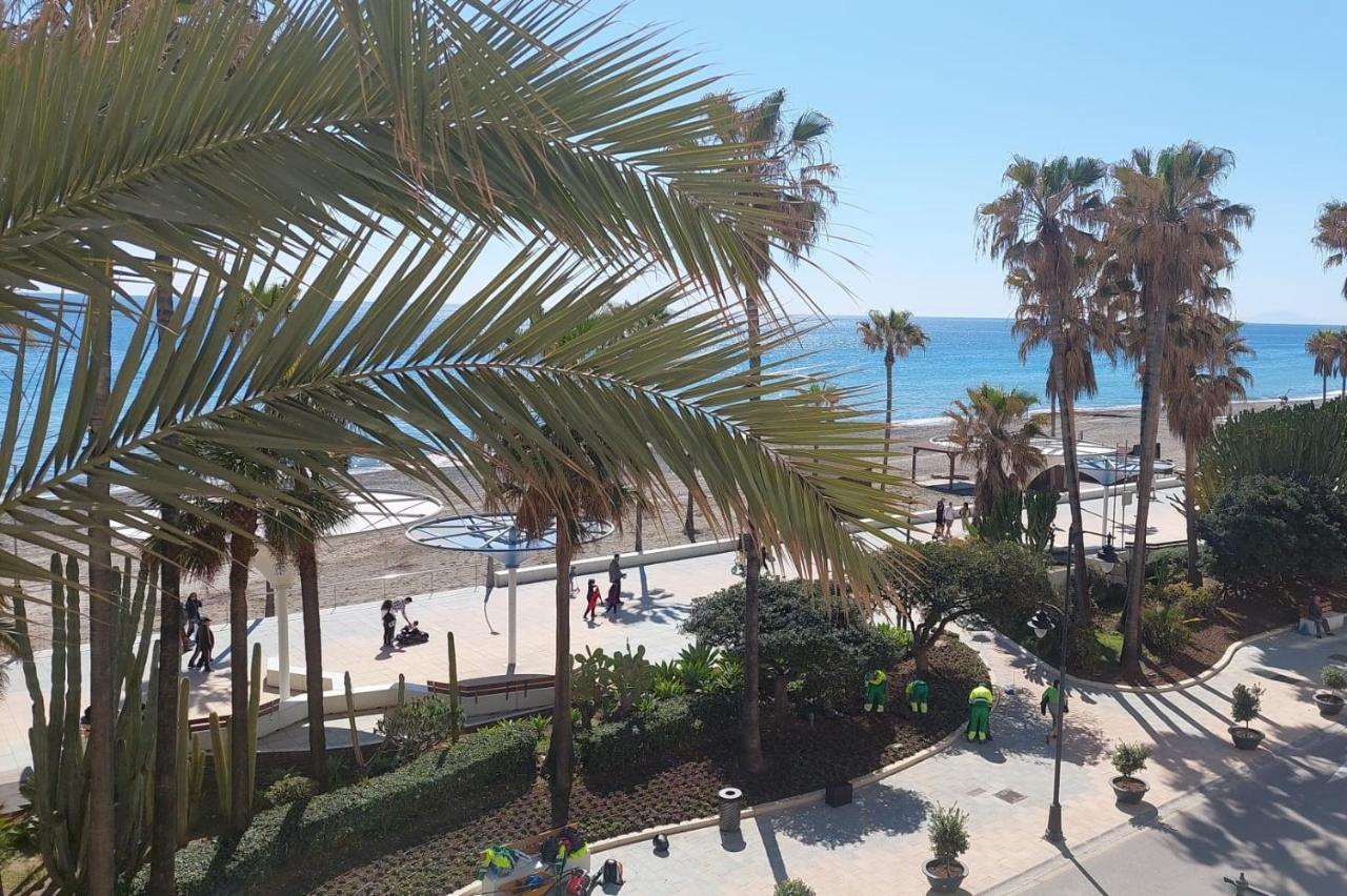 Apartamento Frente A La Playa Piso 3 Estepona Bagian luar foto